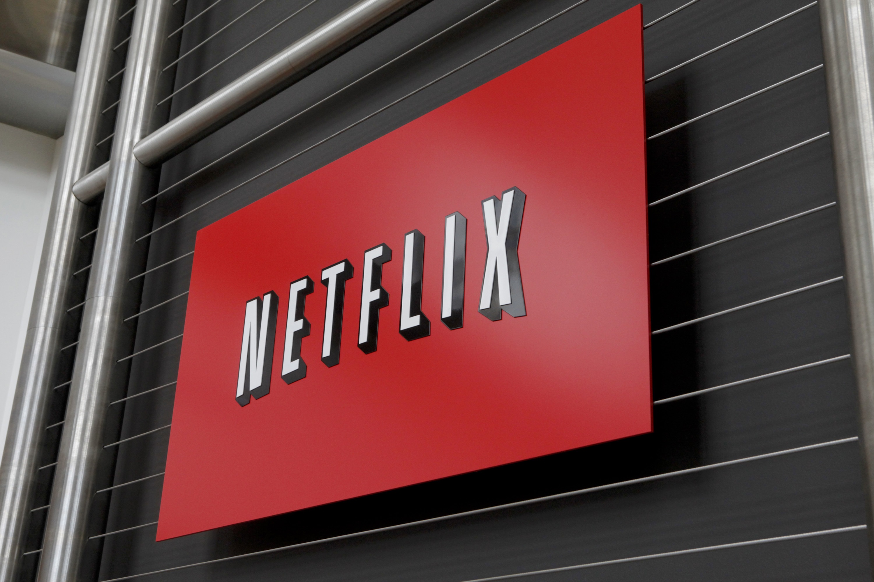 Netflix service gets a TV makeover