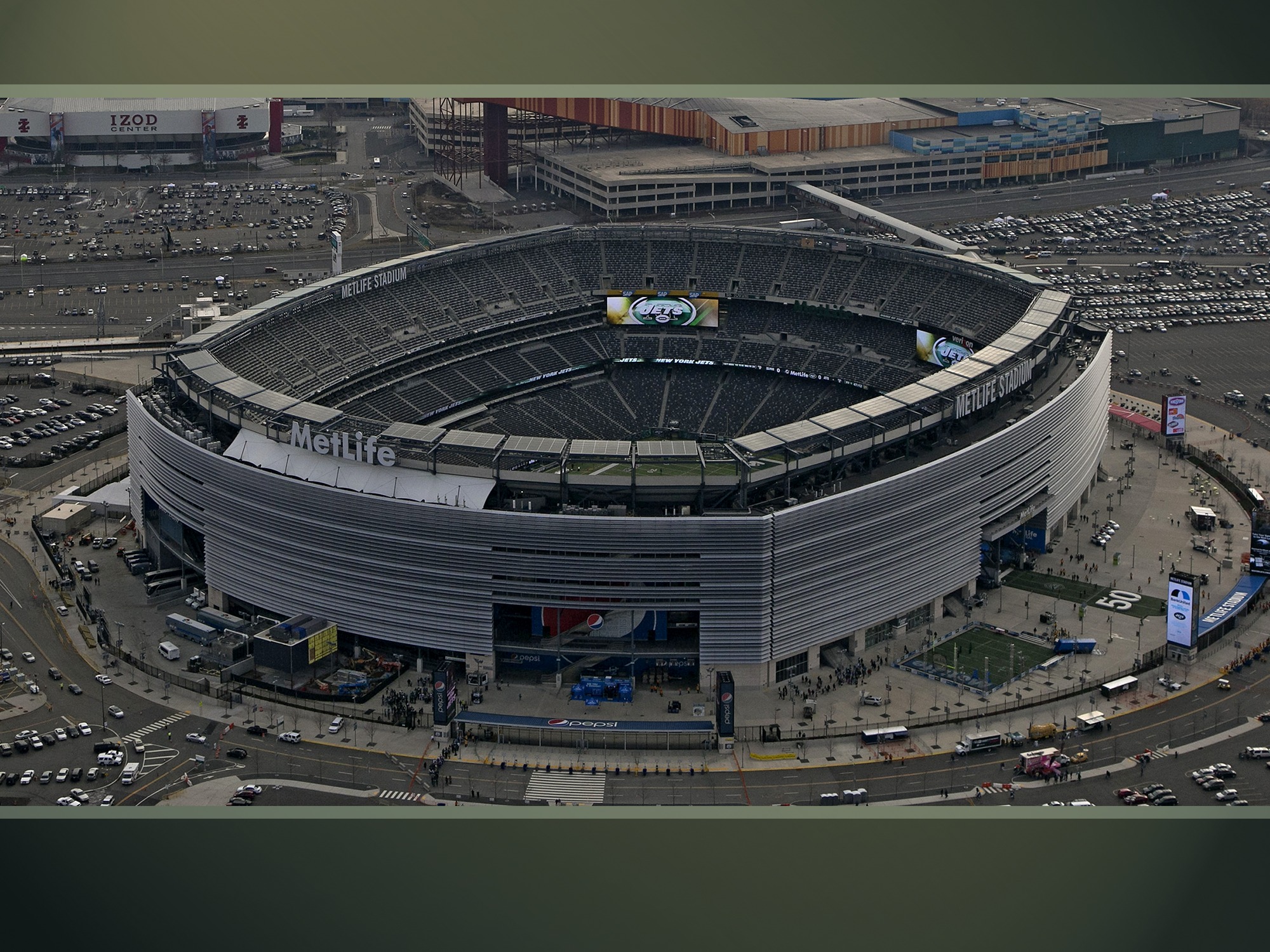 First Look  See the New Turf and Jets End Zones at MetLife Stadium