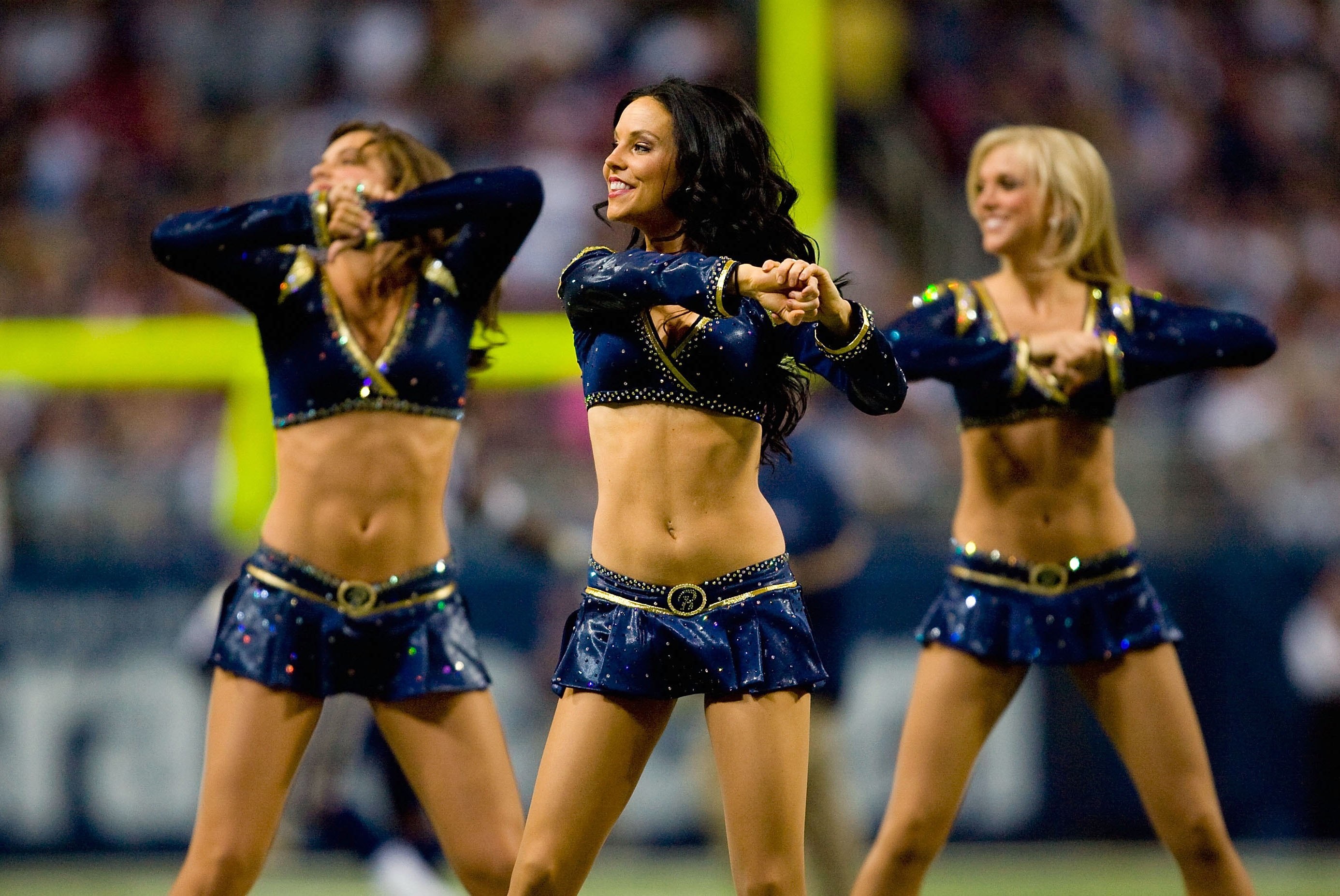 St Louis Rams Cheerleaders Hold Final Auditions Tonight 