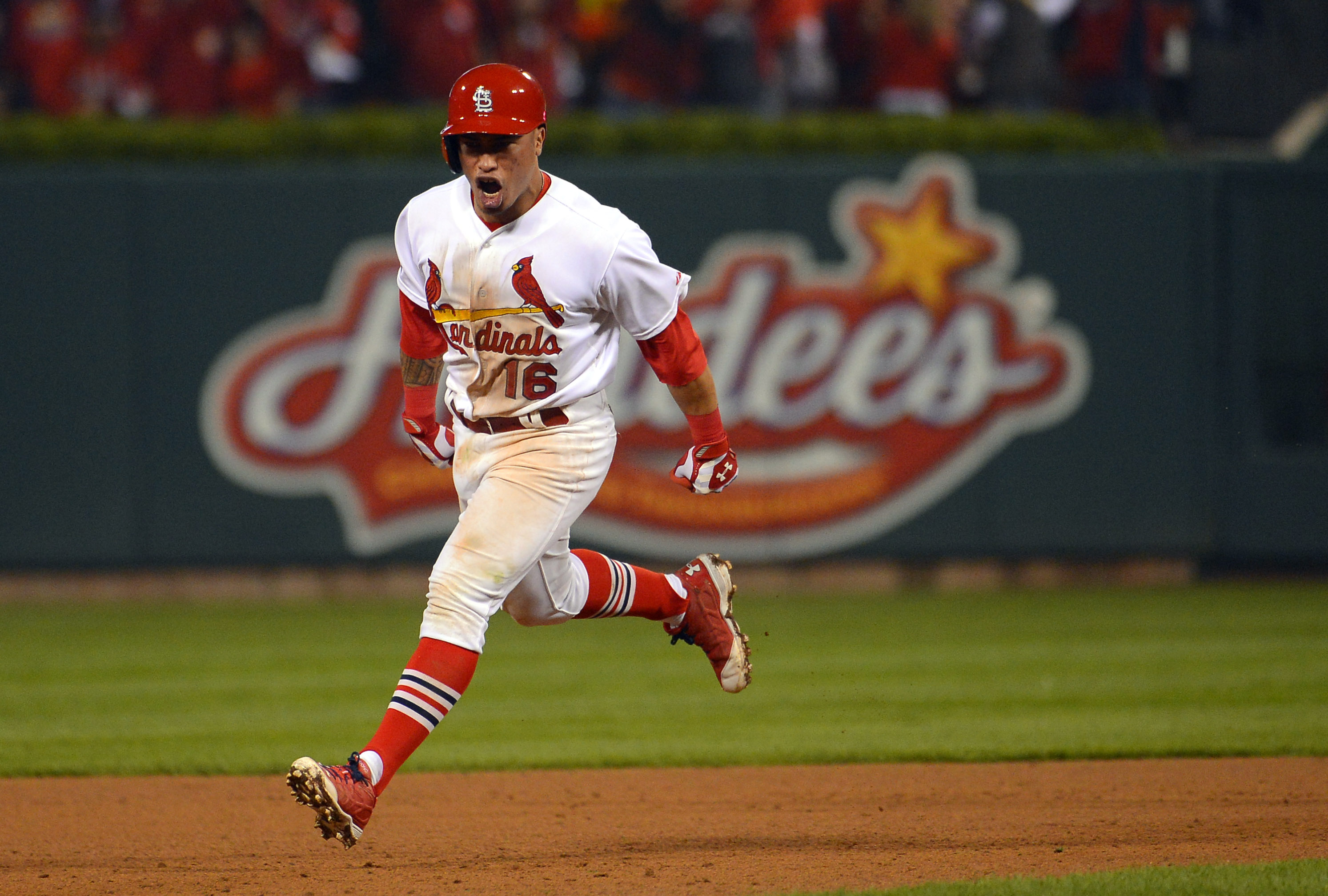 Wong's HR gives Cardinals dramatic Game 2 win