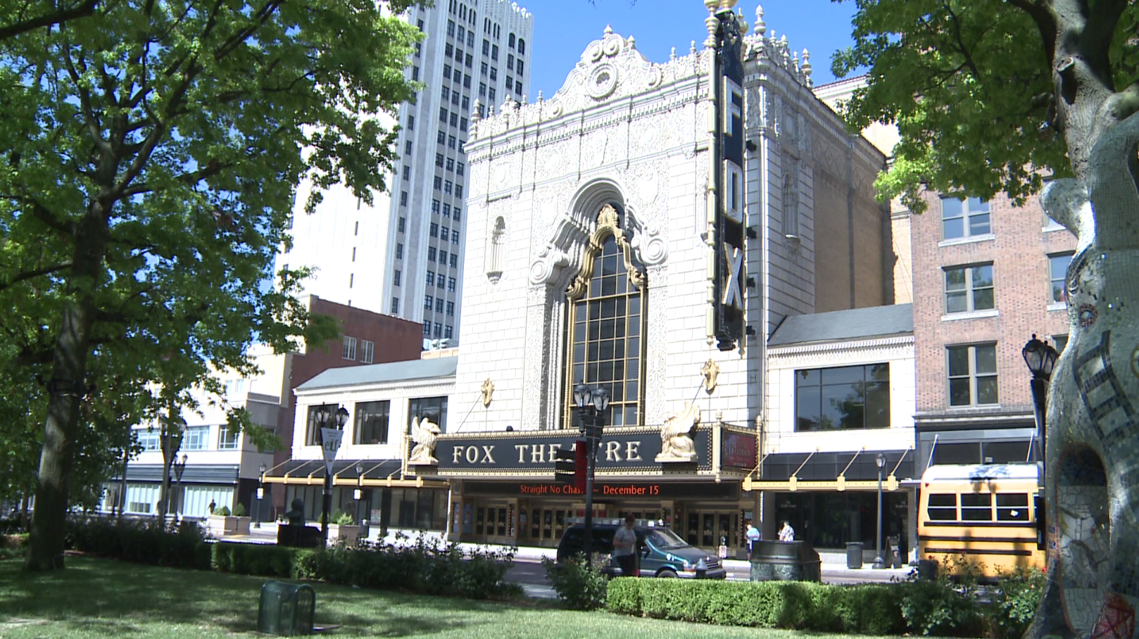 Fox Theatre to build parking garage | 0