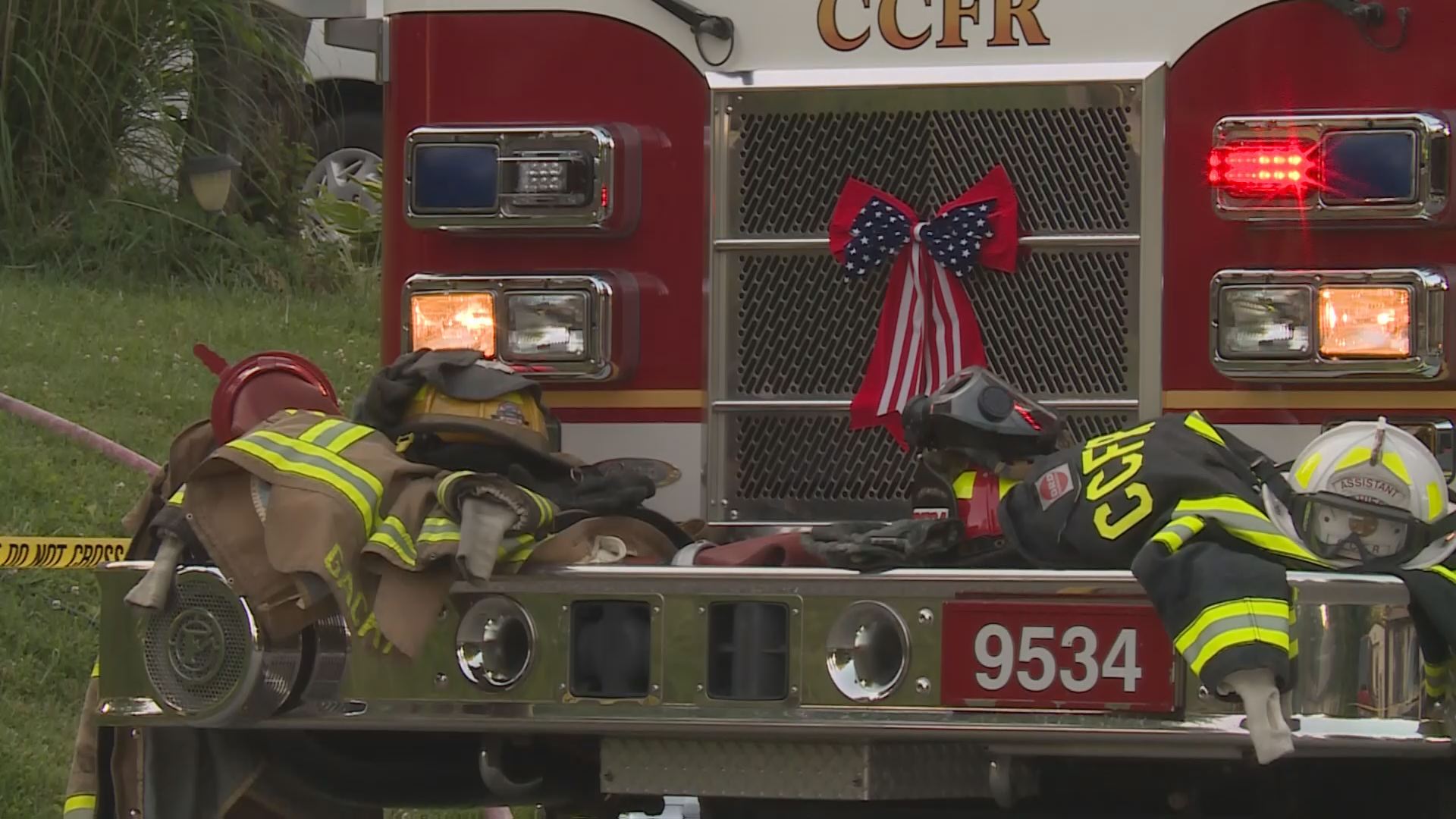 Scene photos Triplefatal fire in St. Peters