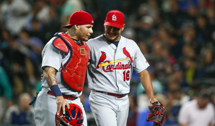 Yadier Molina isn't an All-Star because he doesn't deserve to be - Beyond  the Box Score