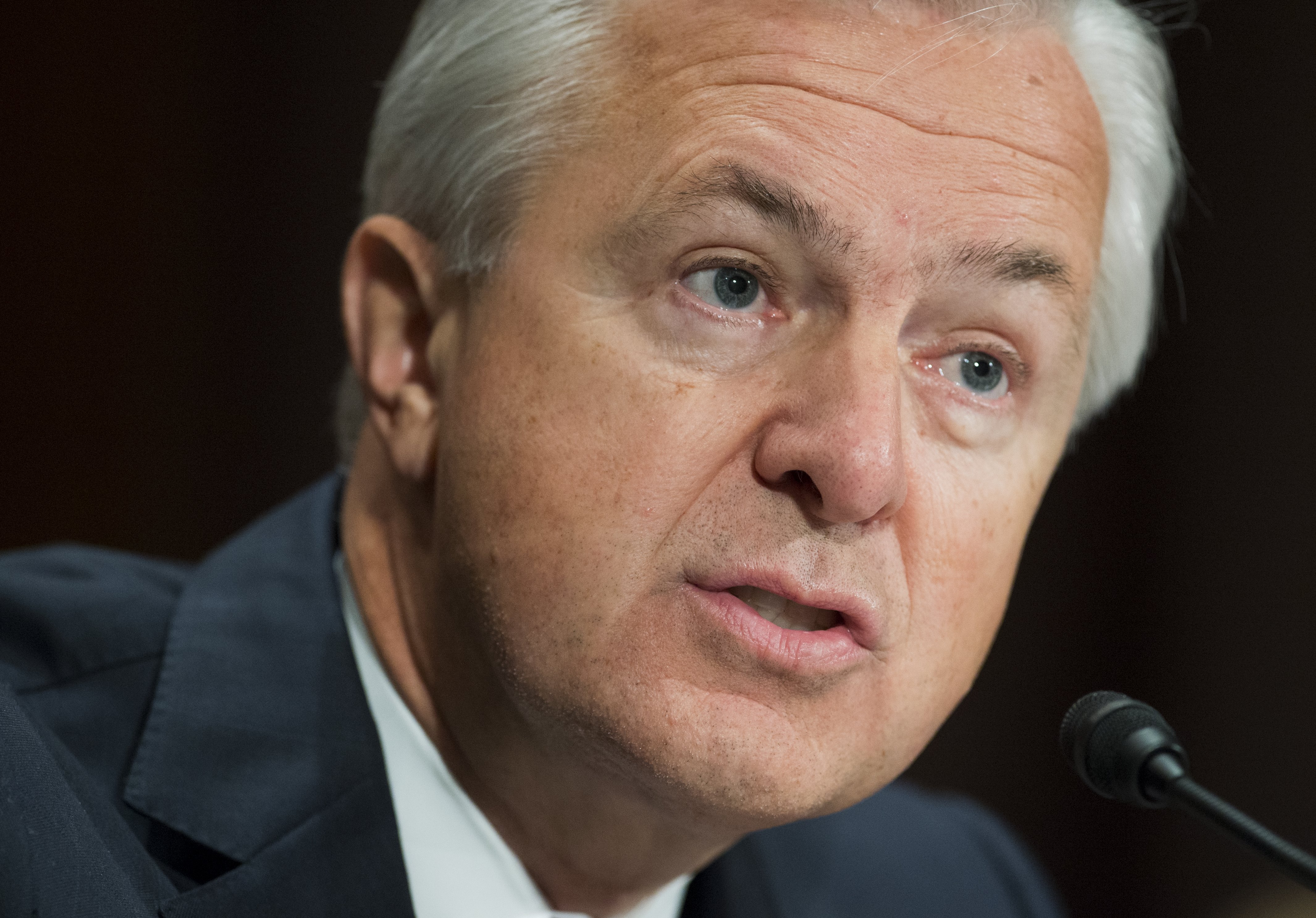 wells-fargo-claws-back-part-of-ceo-other-executive-s-salary-ksdk