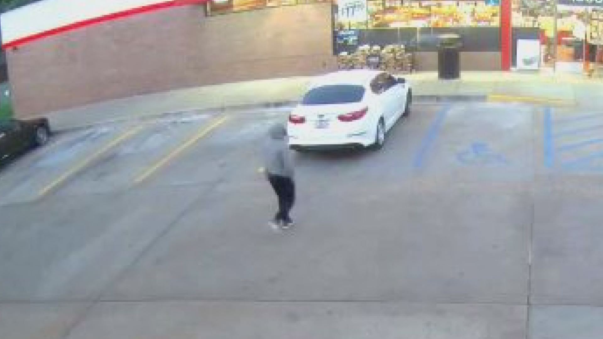 Thief steals car with a child inside | ksdk.com
