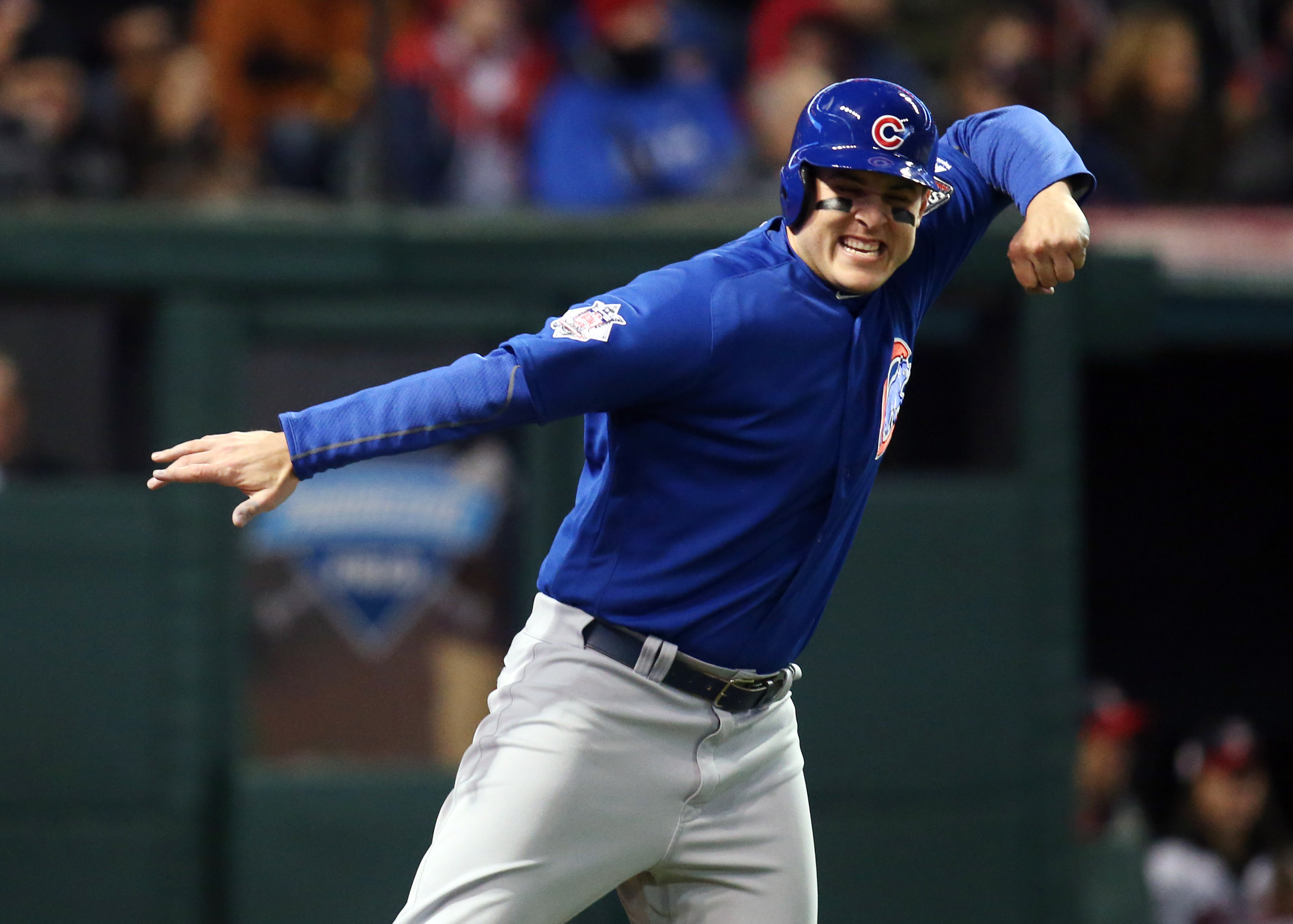 Cubs start fast, beat Indians in Game 2 to even up World Series