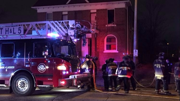 Firefighters rescue 7 from burning home in St. Louis | ksdk.com