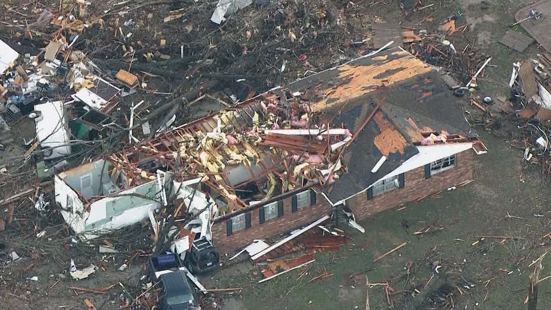 Deadly tornado touches down in Perryville, MO