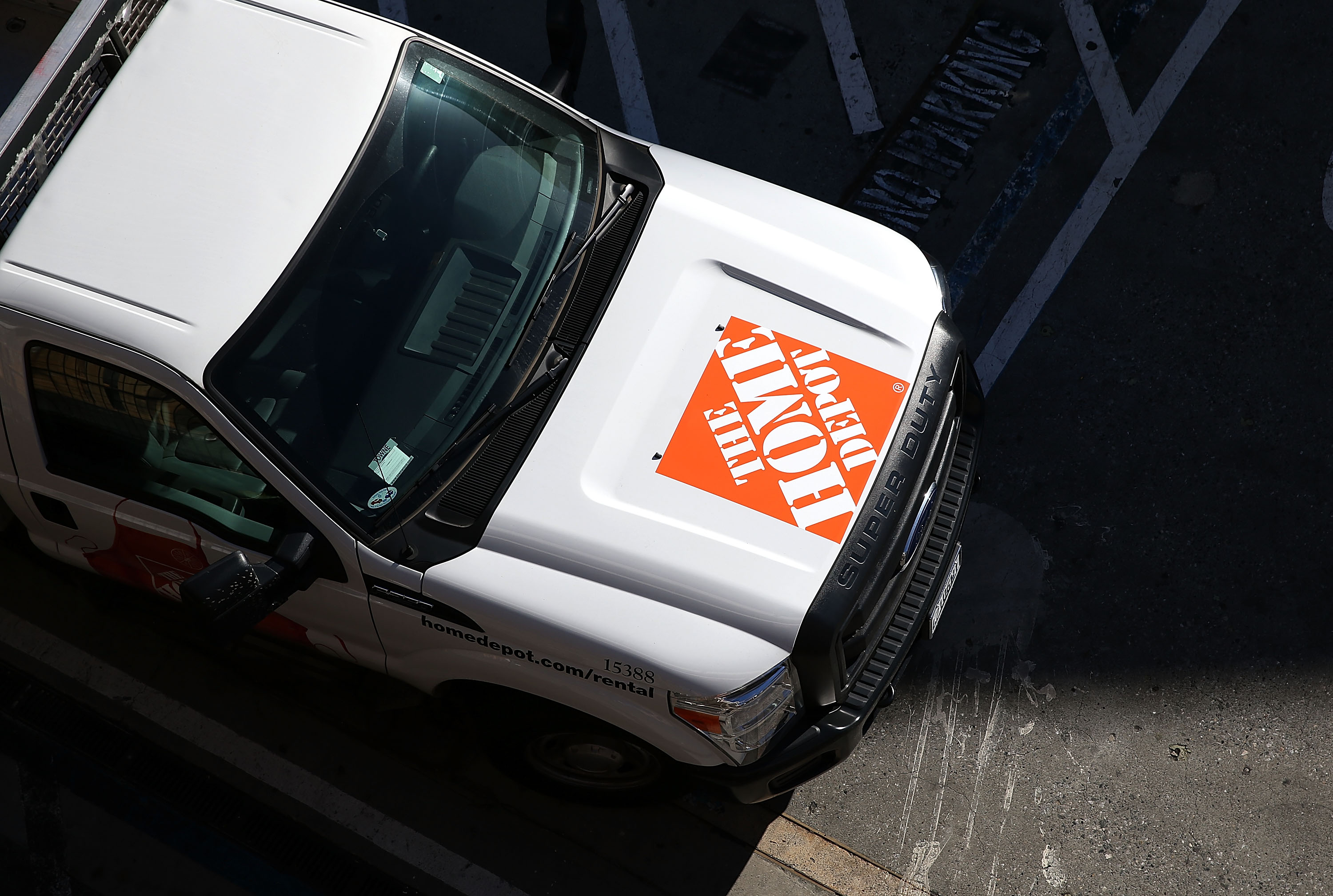 Home Depot to fill 80,000 jobs for the spring