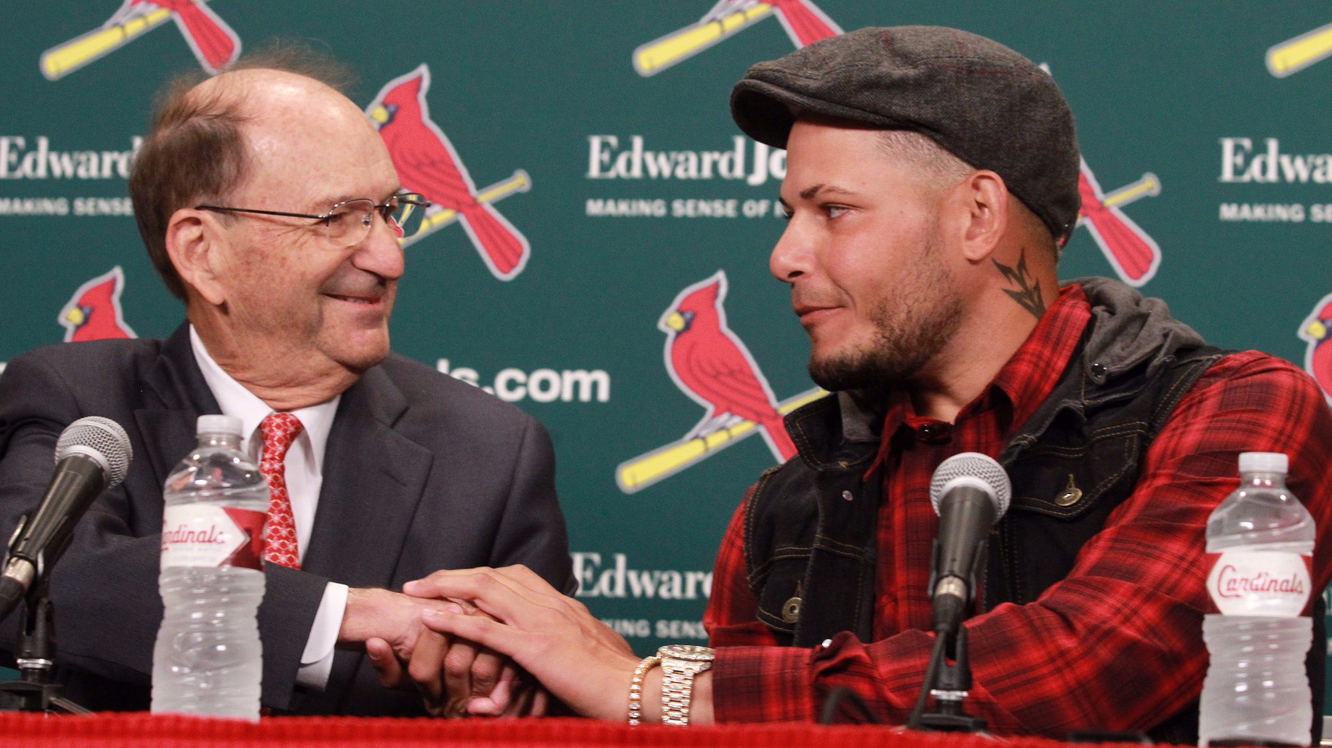 Report: Cardinals working on contract extension with Yadier Molina - NBC  Sports