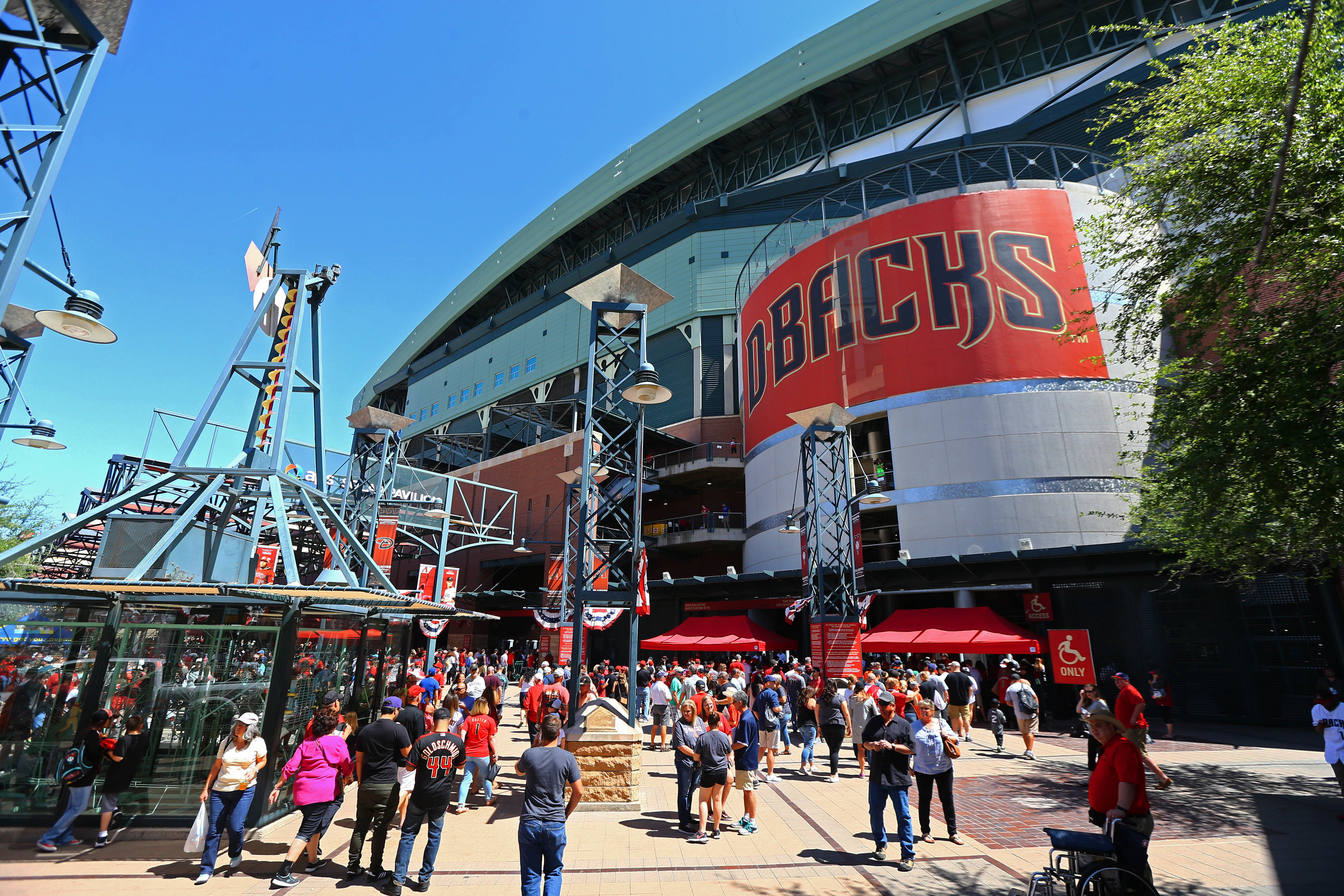 Diamondbacks could leave Phoenix if stadium isn't improved - Sports  Illustrated