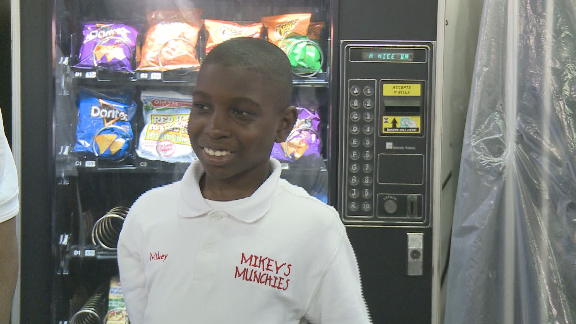 Best Youth Entrepreneurship Programs — School Store Vending Machine