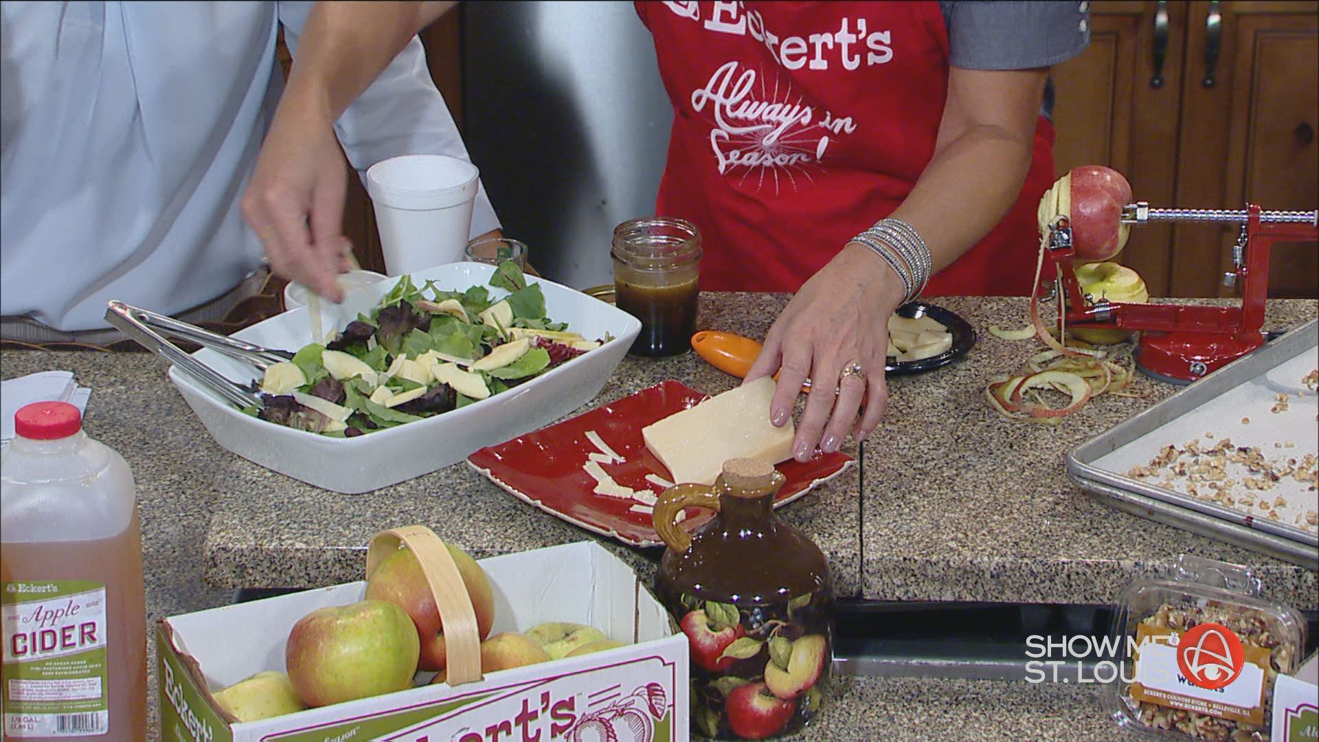 Recipe Eckert's® Honeycrisp AppleWalnut Salad
