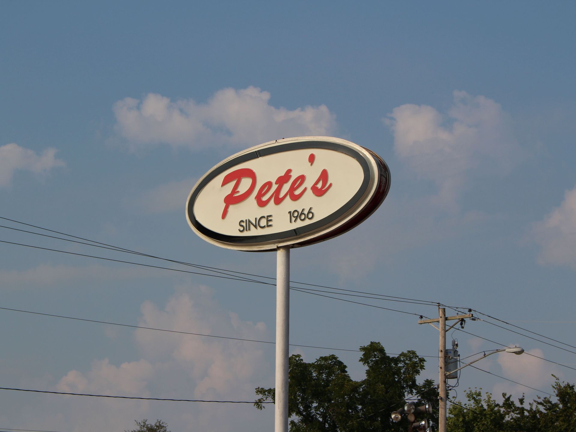 Pete's Drive In is going strong after 49 years | ksdk.com
